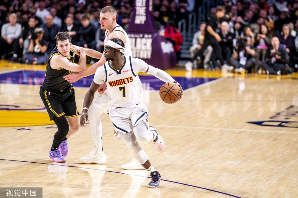 的舞台表现 的舞台表现