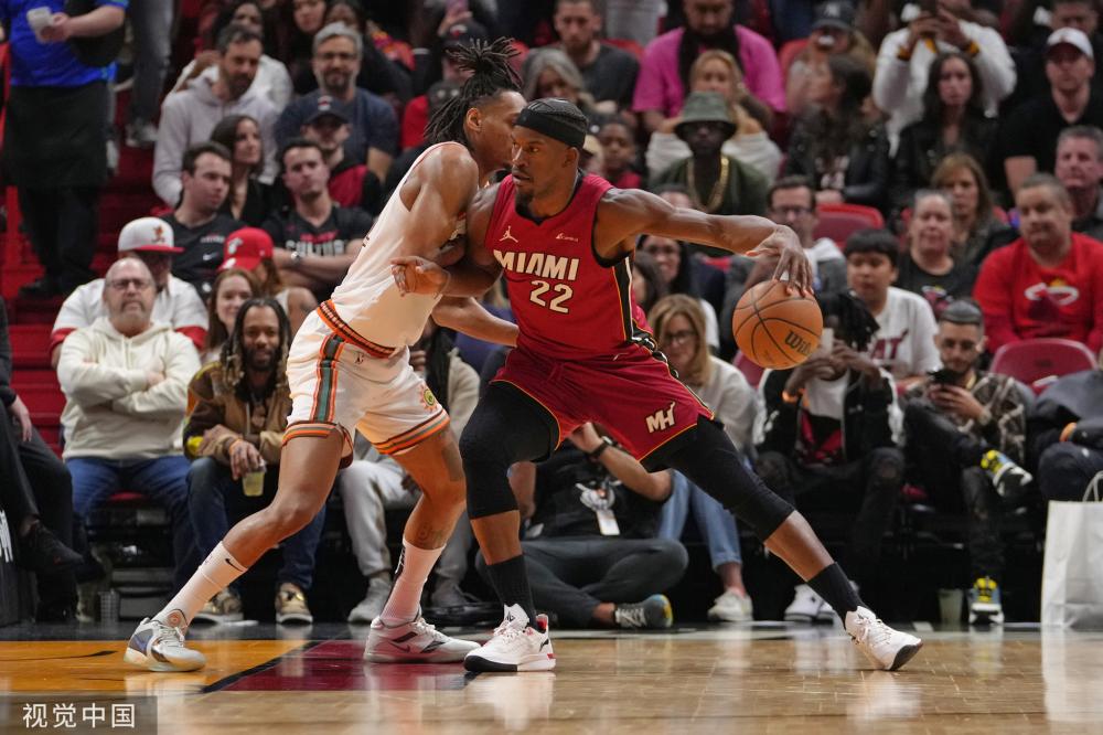 选手们不仅 选手们不仅