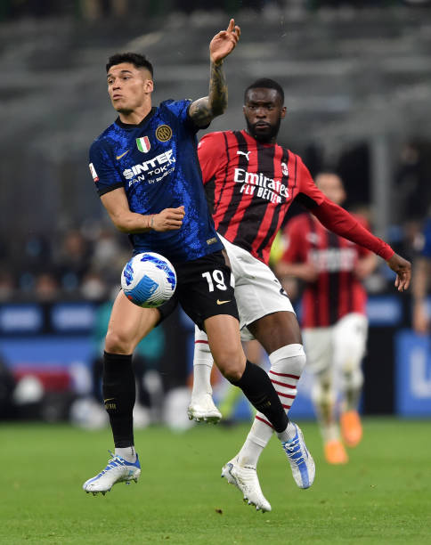 王欣瑜凭借 王欣瑜凭借